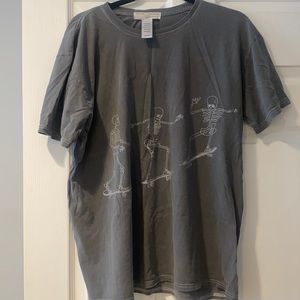 Oversized graphic tee